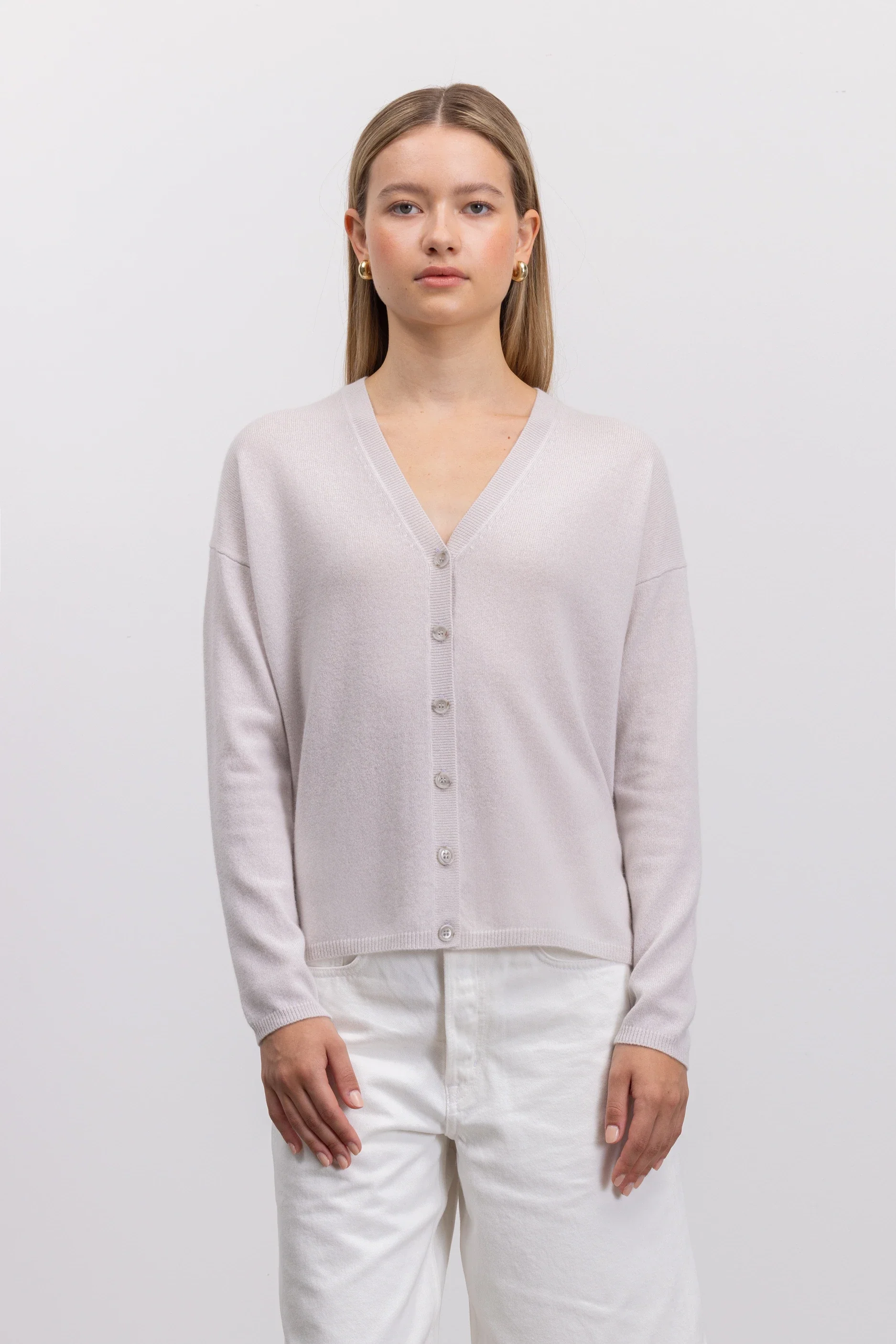 Cashmere Strickjacke in Grau - Image 6