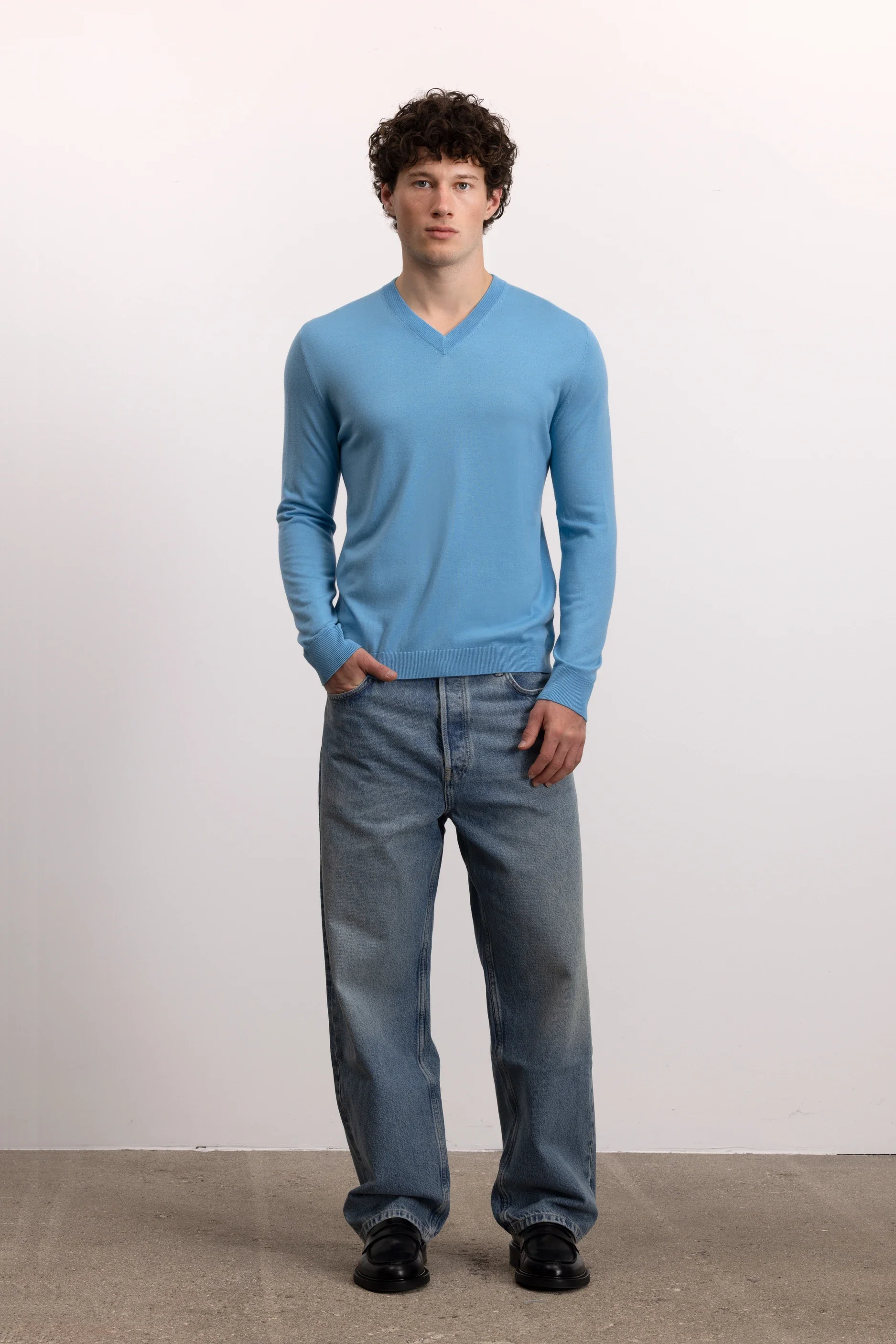 Wolle Pullover in Blau - Image 6